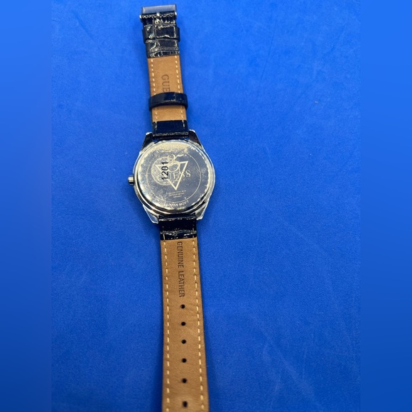 Authentic Guess Watch - Picture 5 of 10